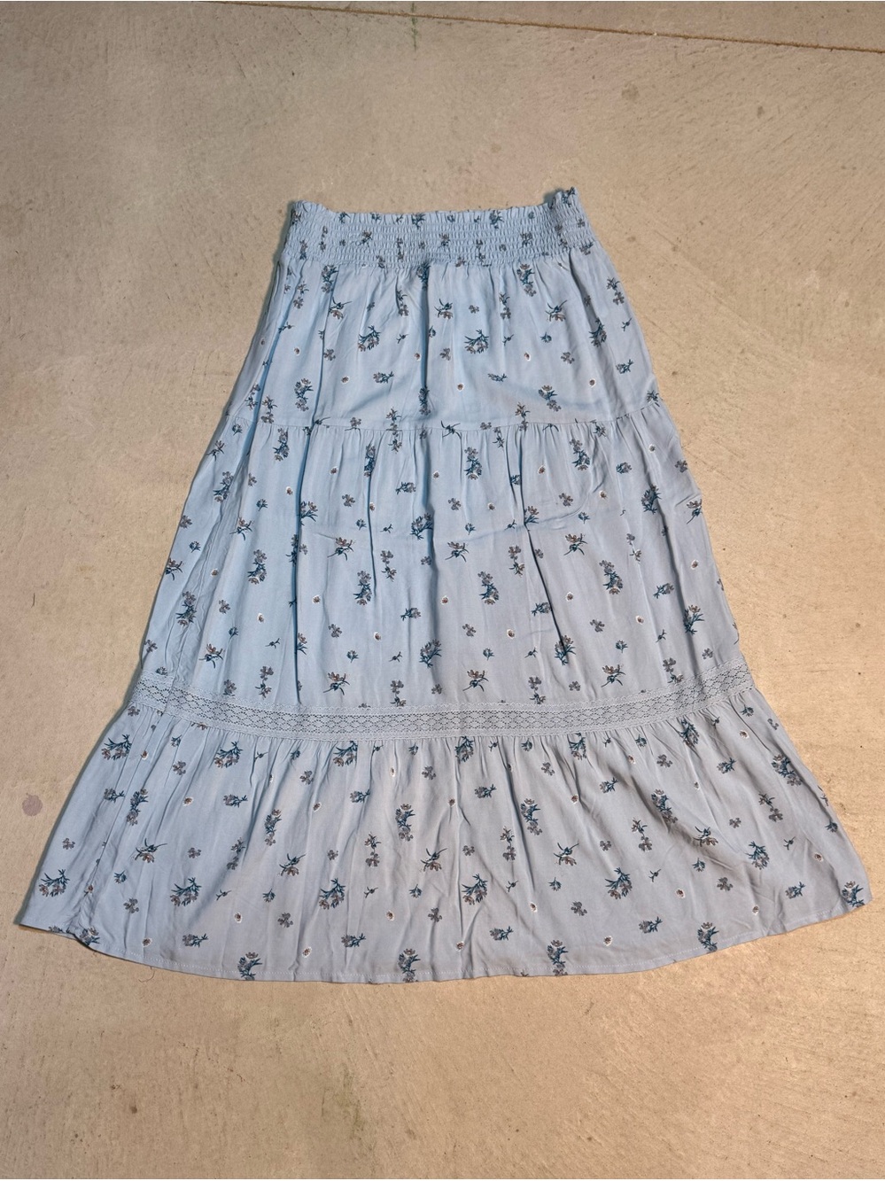 Colorful Planet Girls Light Blue Floral Tiered Skirt 18 20 XL